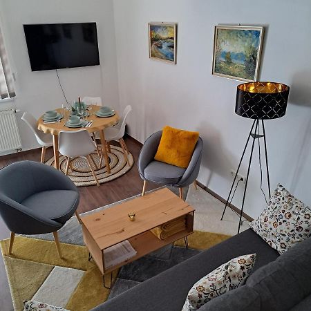 Rozsa Apartman Keszthely Bagian luar foto