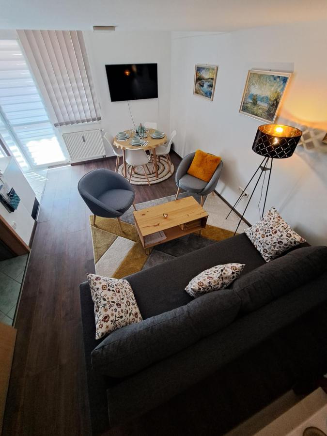 Rozsa Apartman Keszthely Bagian luar foto