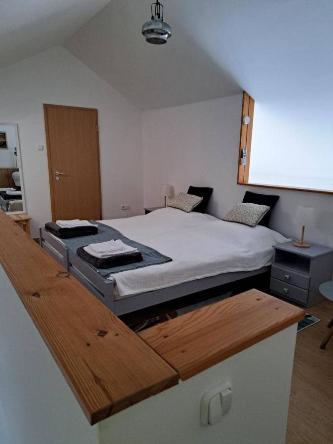 Rozsa Apartman Keszthely Bagian luar foto