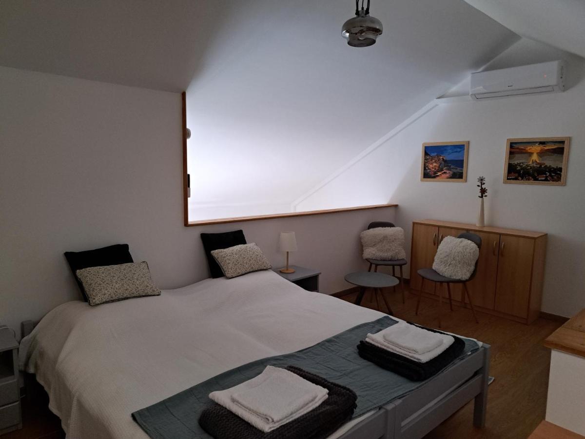 Rozsa Apartman Keszthely Bagian luar foto